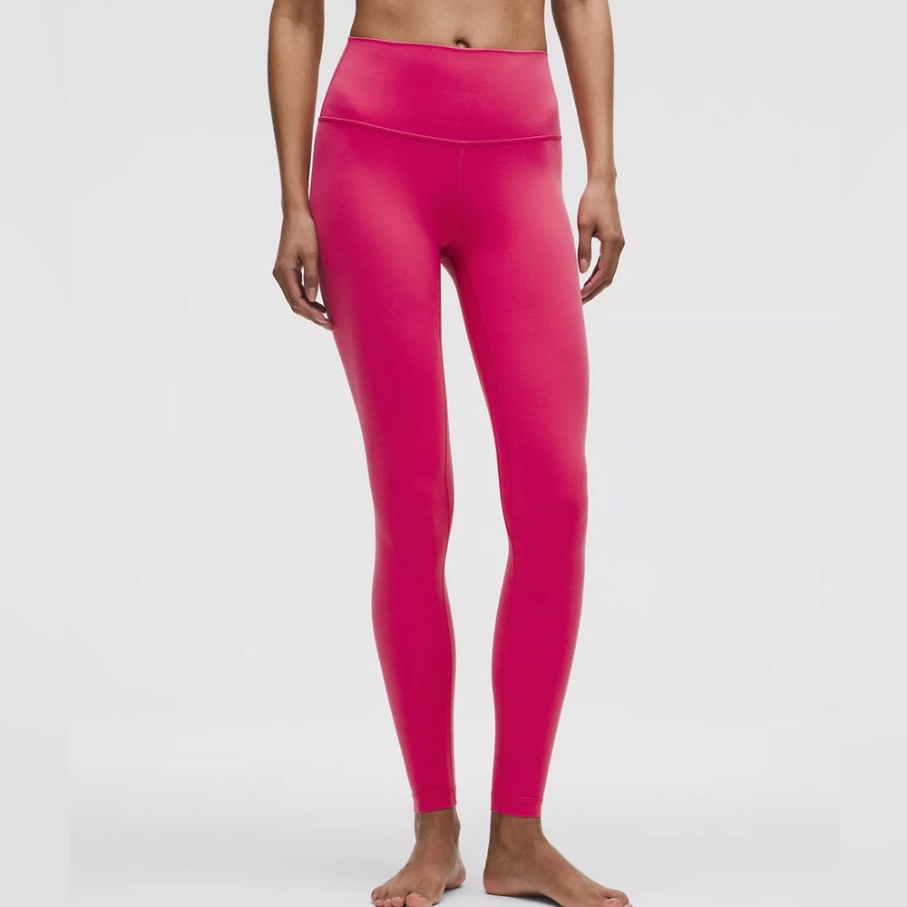 NWT Lululemon Wunder Train HR
Tight 25" *Pockets, Size 6